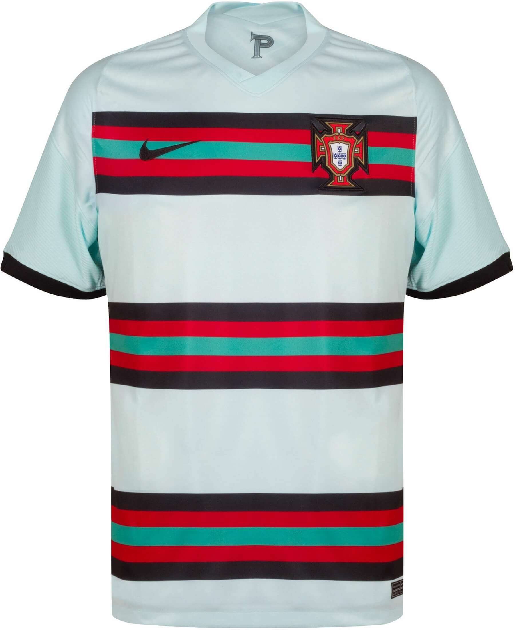 Entdecke das offizielle Nike Portugal FPF Stadium Auswärtstrikot für die EM 2020 bei SHOP4TEAMSPORT. Unterstütze Portugal mit diesem stilvollen Auswärtstrikot in edlem Grün und dem FPF Logo auf der Brust. Jetzt bestellen und zeige deine Unterstützung für die portugiesische Nationalmannschaft! Verfügbar im Onlineshop SHOP4TEAMSPORT. Sichere dir dein Portugal Auswärtstrikot für die Europameisterschaft 2020!